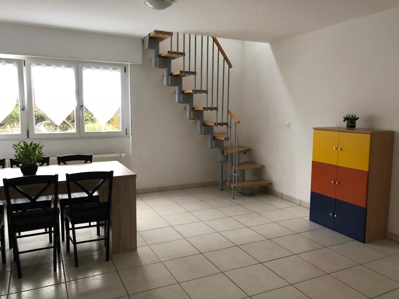 Studios Near Lycee Jean Mermoz Saint-Louis  Exterior photo